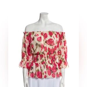 L’Agence Aubriella off the shoulders